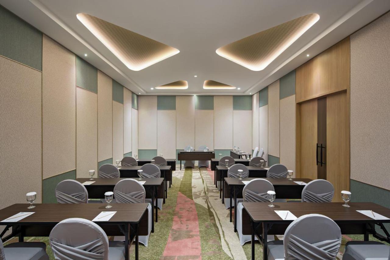 Maxonehotels At Kota Harapan Indah-ブカシ エクステリア 写真
